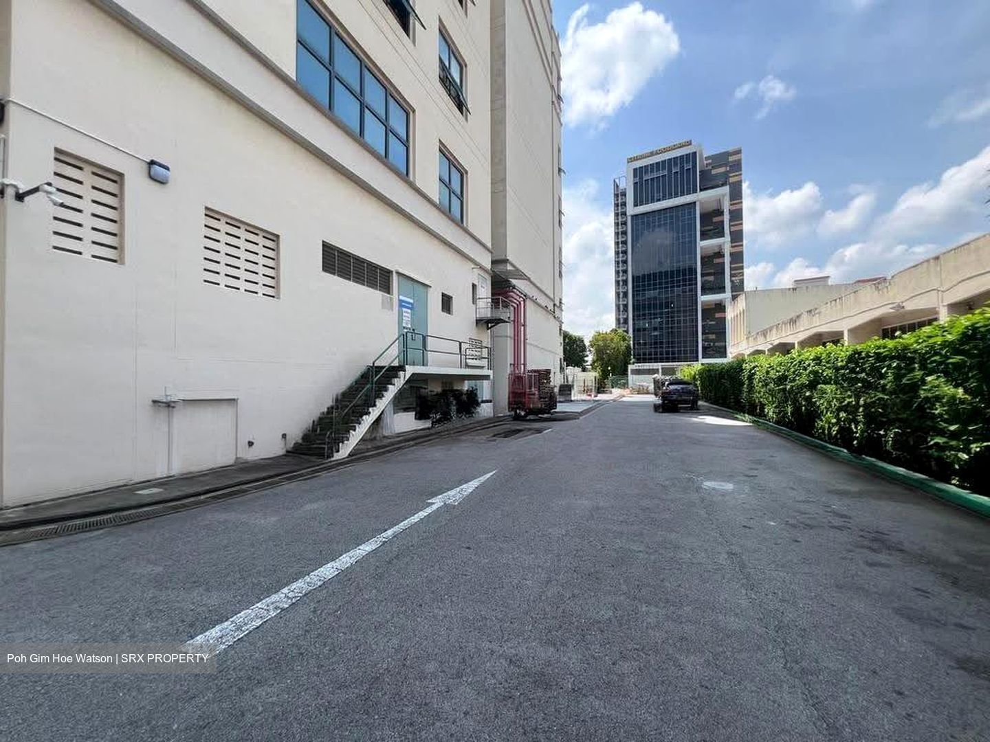 Csi Distribution Centre (D19), Factory #613105571